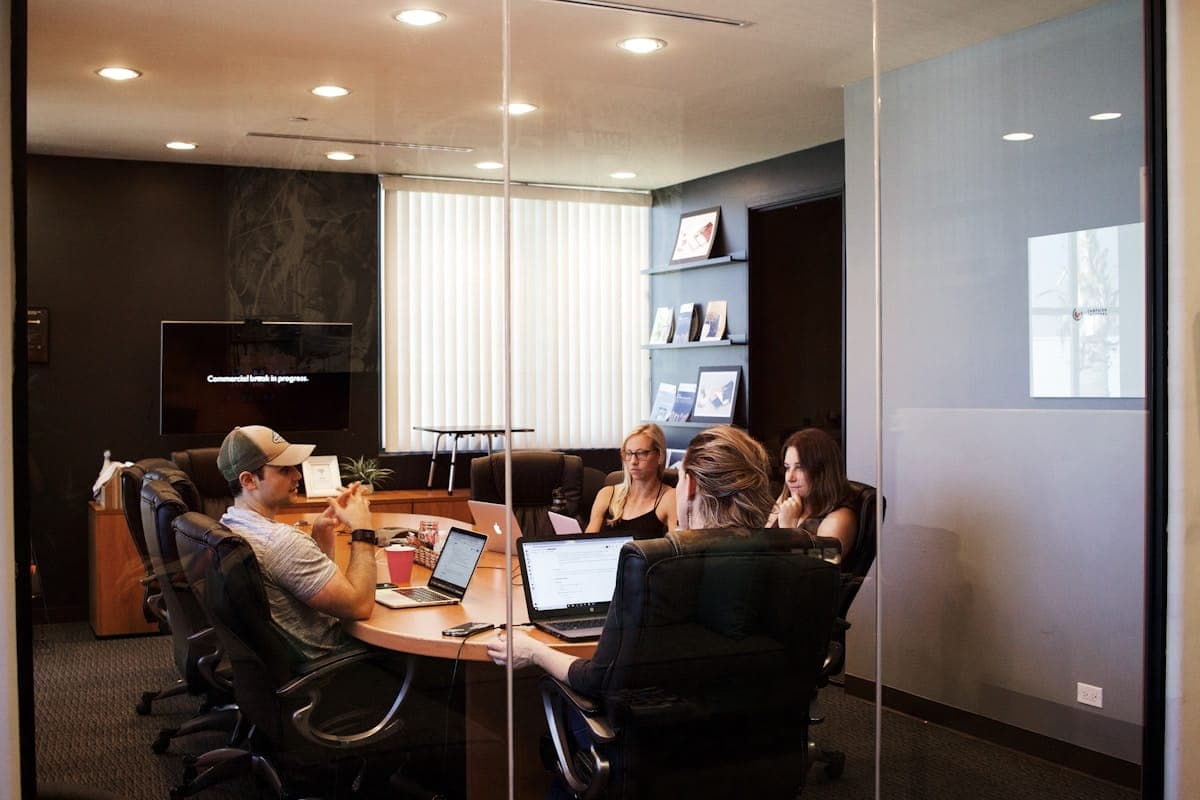 AI Website Builder - Team Collaboration at MiSitioWebs.com
